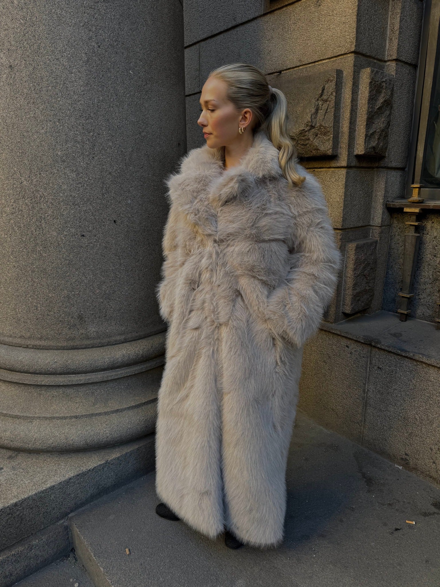 OBJISADORA Coat - White Sand